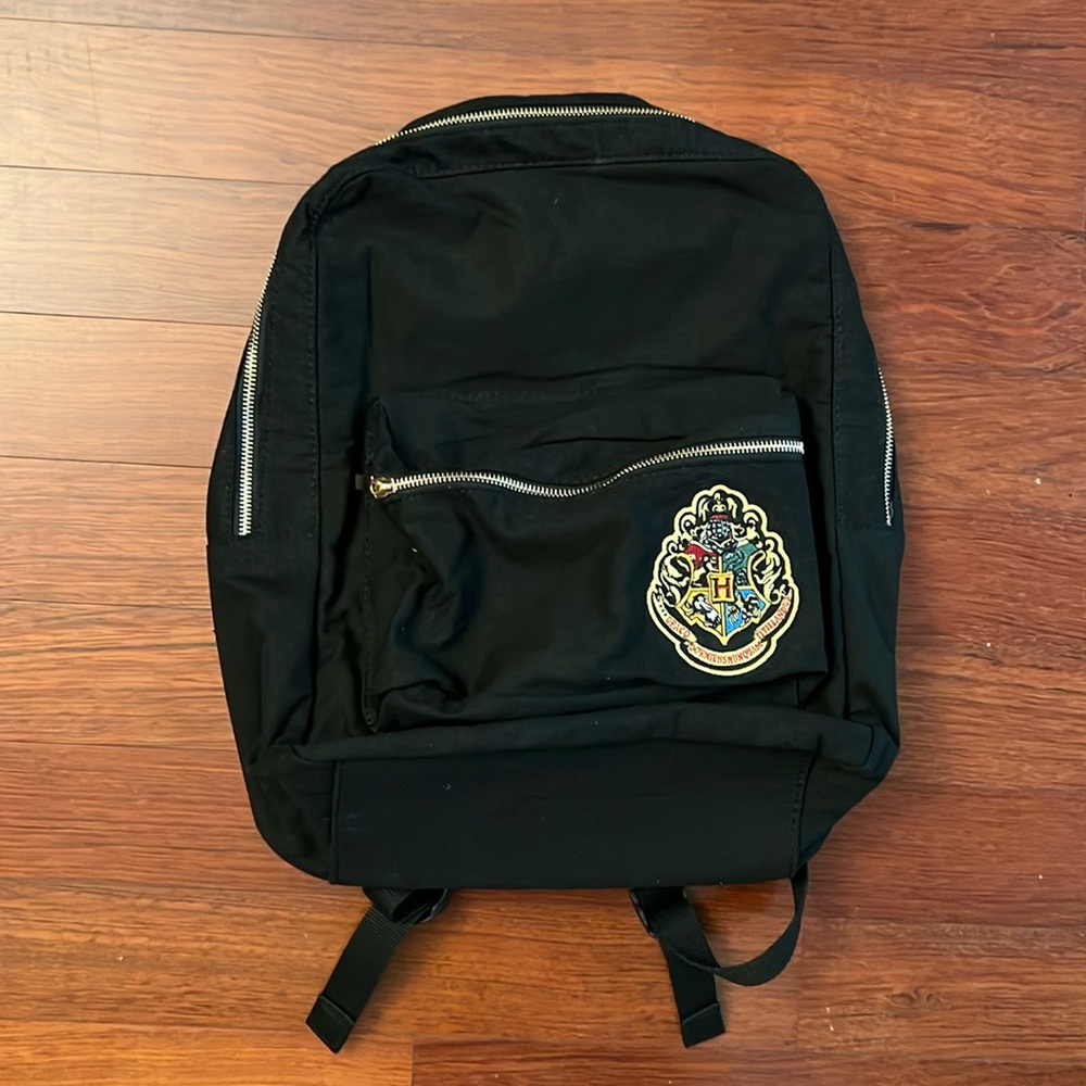 NWT Hogwarts book bag